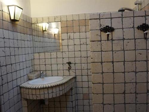 Hotel La Buisse Simiane-la-Rotonde Habitación foto